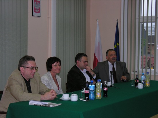 Redaktor naczelny Gazety Polskiej Tomasz Sakiewicz i prezes klubw GP Ryszard Kapuciski