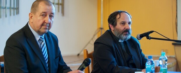Spotkanie z ks. T. Isakowiczem-Zaleskim w Stargardzie Szczecińskim