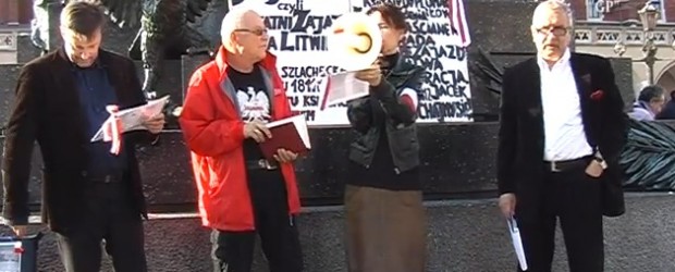 „Pan Tadeusz protestuje”. Kolejny dzień protestu w Krakowie. (wideo)