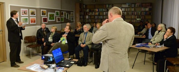 „Spojrzenie na Katastrofę w Gibraltarze”.