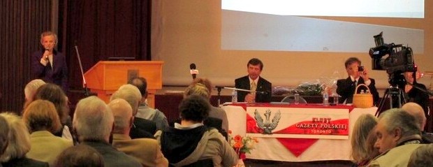 W Toronto więcej ludzi na Biniendzie, niż Wałęsie-Wajdy (wideo)