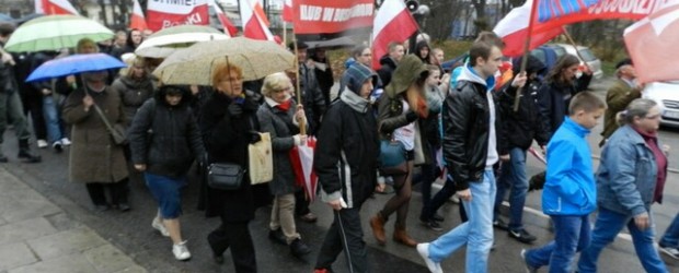 Marsz Niepodległości w Kielcach.