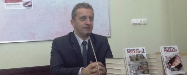O „Przemyśle pogardy” z Sławomirem Kmiecikiem w Myślenicach.