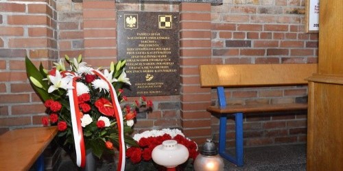 Poświęcenie tablicy smoleńskiej w Olecku