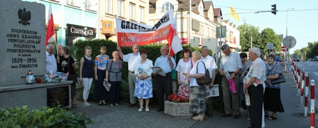 [Garwolin] miesięcznica tragedii smoleńskiej