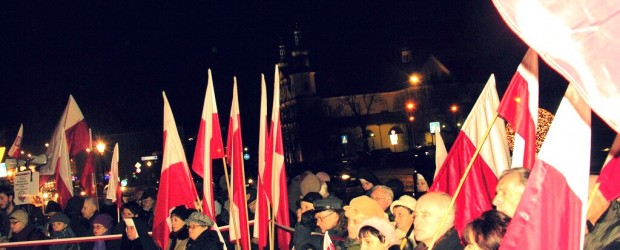 56 Miesięcznica Smoleńska w Krakowie -10 XII 2014r. (wideo)