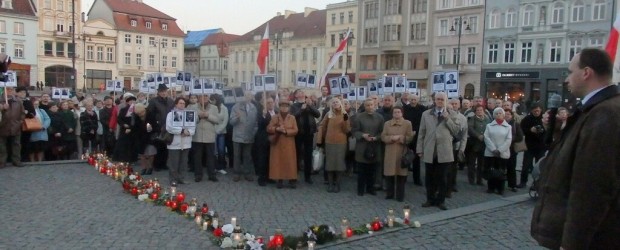 Obchody V Rocznicy Tragedii Smoleńskiej w Bydgoszczy  (wideo)