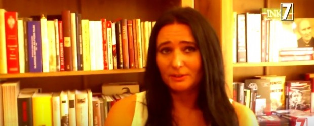 Agata Mikołajczyk zaprasza do nowej siedziby Księgarni Gazety Polskiej w Krakowie