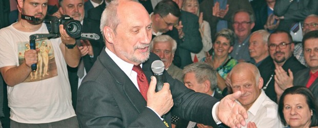 Inauguracja kampanii wyborczej Prawa i Sprawiedliwości w Dzierżoniowie.