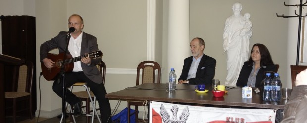 Kaliski Klub GP zorganizował debatę pod hasłem „DOBRA ZMIANA, UCZCIWE PAŃSTWO