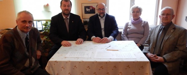 Bydgoszczanie domagają się wszczęcia procedury unijnej kontroli nadzoru praworządności w stosunku do Niemiec (wideo)