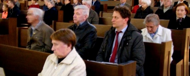 Kraków-Nowa Huta:Msza Święta w intencji Ojczyzny oraz Wszystkich Ofiar Zbrodni Katyńskiej i Katastrofy Smoleńskie