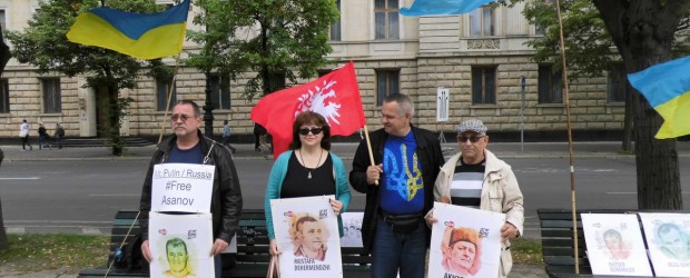 Protest przed Ambasadą Rosji w Berlinie.
