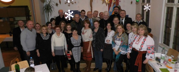 Uroczystości mikołajkowo-opłatkowe w ukraińskiej parafii w Berlinie.