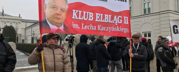Delegacja z Elbląga II na demonstracji w Warszawie