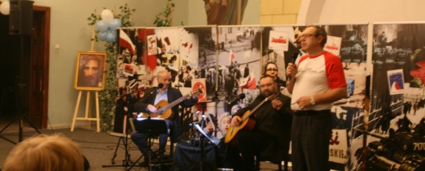 Nie łatwo być Polakiem… – koncert w Piekarczyka i Czajkowskiego Pabianicach