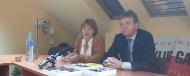 Suwałki: Spotkanie z Dorotą Kanią i promocja książki „Resortowe dzieci.Politycy”