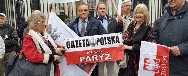 Delegacja Klubu GP Hamburg na uroczystościach 7 rocznicy katastrofy smoleńskiej.