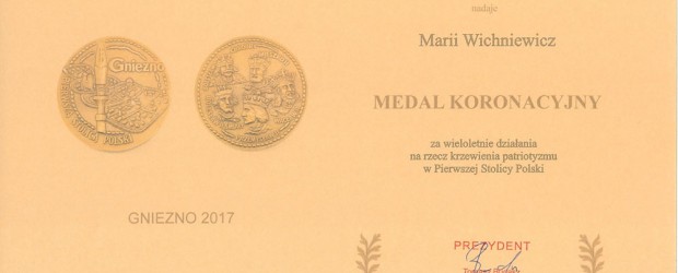 Gniezno – Uhonorowanie przewodniczącej Klubu „GP” p.Marii Wichniewicz Medalem Koronacyjnym
