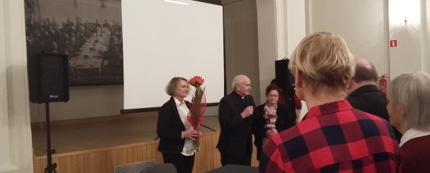 Suwałki: Promocja patriotycznej książki pt. ” Dziewczyny Obławy Augustowskiej” Teresy Kaczorowskiej
