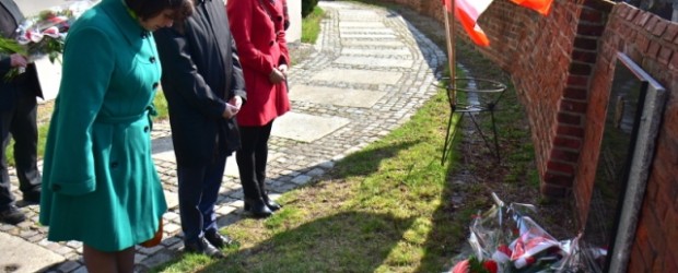 Gniezno:  Ósma rocznica z pamięcią i napomnieniem