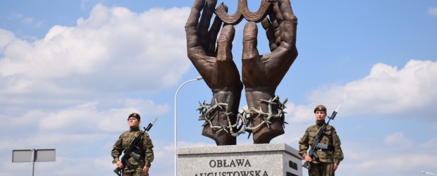 Suwałki: Odsłonięcie pierwszego w świecie Pomnika Ofiar Obławy Augustowskiej