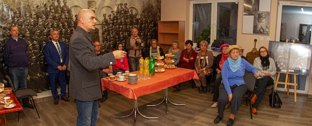 Dzierżoniów II: Relacja z wystawy „Drogi do niepodległości”