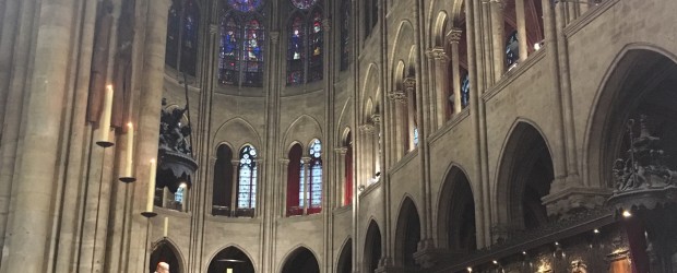 Paryż Notre-Dame: Poświęcenie kaplicy Polskiej.