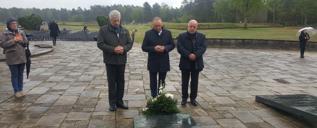 Hamburg: Uroczystości w Bergen-Belsen