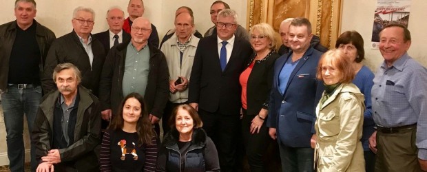 Europoseł dziękuje Amerykańskiej Polonii za głosy