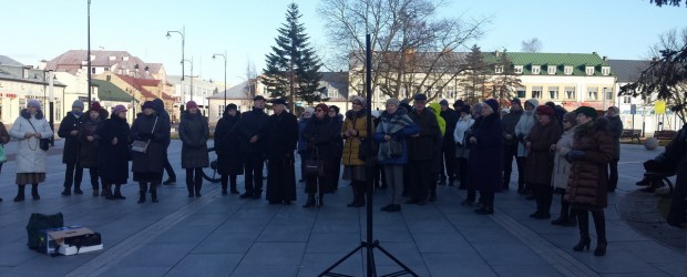 Suwałki: Różaniec o odrodzenie Narodu Polskiego i przeciwko aborcji