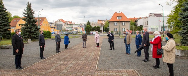 Dzierżoniów II: Dzień Flagi Rzeczypospolitej Polskiej! Święto Konstytucji 3 Maja 2020!