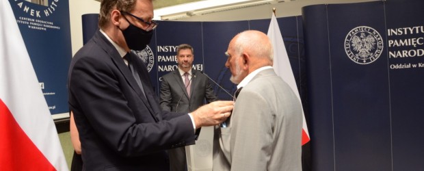OŚWIĘCIM | Odznaczenie Krzyżem Wolności i Solidarności dla Przewodniczącego Klubu Wiesława Konrada Czarnika