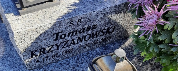 NOWY TARG | Grób śp. Tomasza Krzyżanowskiego