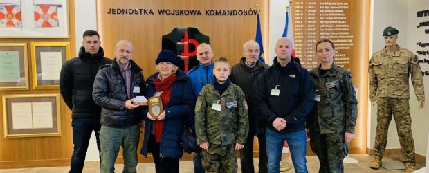 GLIWICE | Murem za polskim mundurem