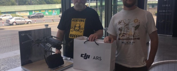 WARSZAWA | Udało się! Adam Borowski zakupił dron DJI Mavic 3 w zestawie rozszerzonym ‘Fly More Combo’