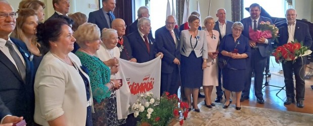 NOWY SĄCZ im. W. Gurgacza SJ | Krzyże Komandorskie i Medale Stulecia Odzyskania Niepodległości dla zasłużonych