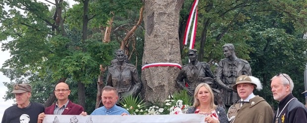 NOWY SĄCZ im. Jana Olszewskiego | Odsłonięcie pomnika Żołnierzy Wyklętych w Mielcu