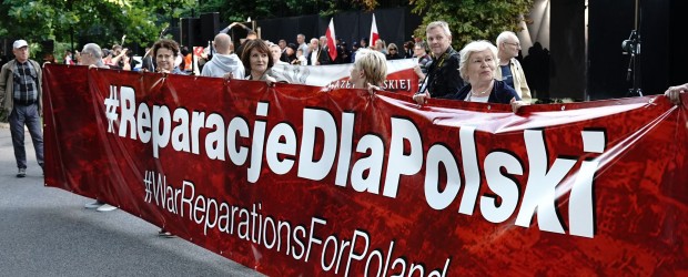 (wideo) Demonstracja #ReparacjeDlaPolski