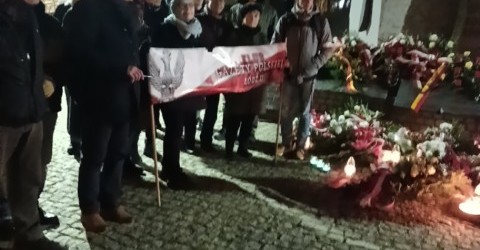 ŁÓDŹ II | Uroczystość pod pomnikiem Ofiar Komunizmu