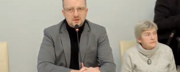 KRAKÓW | Relacja ze spotkania z Jakubem Maciejewskim, autorem książki „WOJNA REPORTAŻ Z UKRAINY” [wideo]