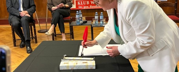 WROCŁAW | Uroczysta inauguracja zbierania podpisów poparcia pod wnioskiem o koncesję dla TV Republika