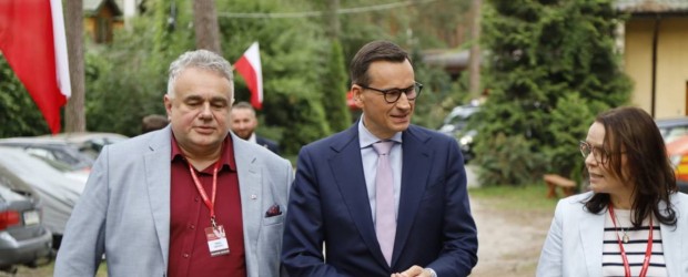 niezależna.pl | XIX Zjazd KGP: Morawiecki: Dziękuję Tomkowi Sakiewiczowi. Wolne słowo jest dziś niesione na sztandarach Telewizji Republika