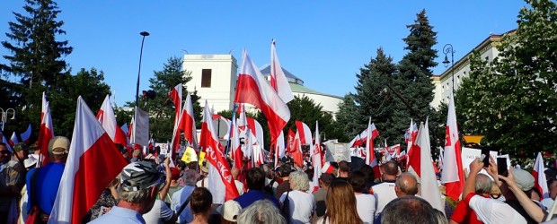 KRAKÓW | Krakowski Klub na proteście w Warszawie