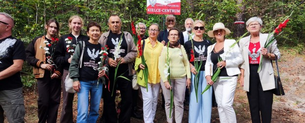 KIELCE-CENTRUM | Odsłonięcie pomnika Żołnierzy Niezłomnych