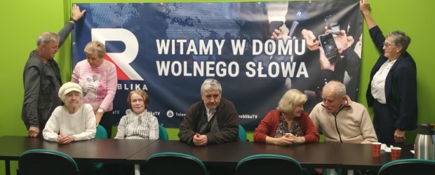 GLIWICE | Baner promujący telewizję Republika