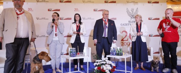 [wideo] Podziękowania dla prezesa Tomasz Sakiewicza od Klubowiczów Gazety Polskiej