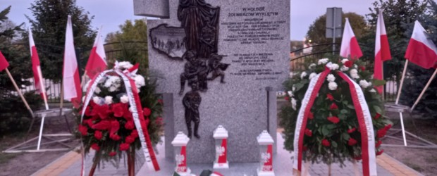 BIAŁYSTOK-CENTRUM | Odsłonięcie Pomnika Pamięci Żołnierzy Wyklętych