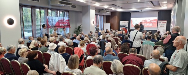 TORUŃ | Dyskusja na temat potrzeby zmiany konstytucji RP