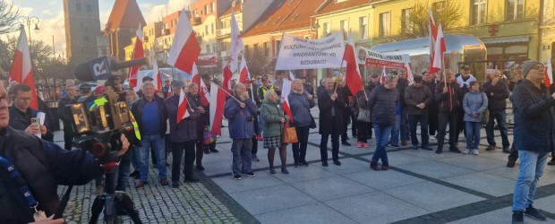 ŚRODA ŚLĄSKA | Protest i koncert Pawła Piekarczyka